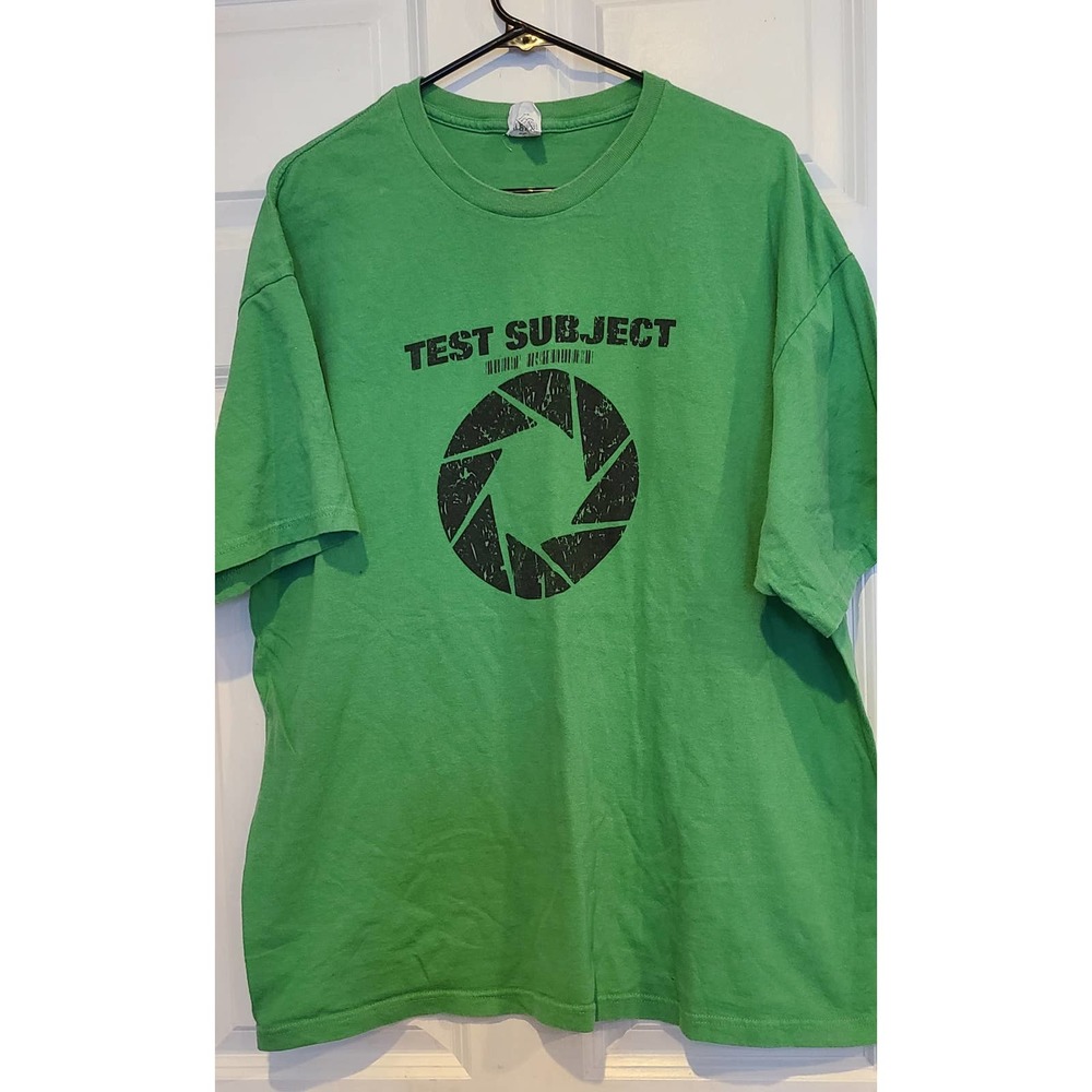 Y2k Retro streetwear Green Test Subject T-shirt size 2x Delta pro Weight
